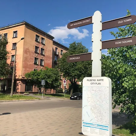 Centre E2 Отель Рига